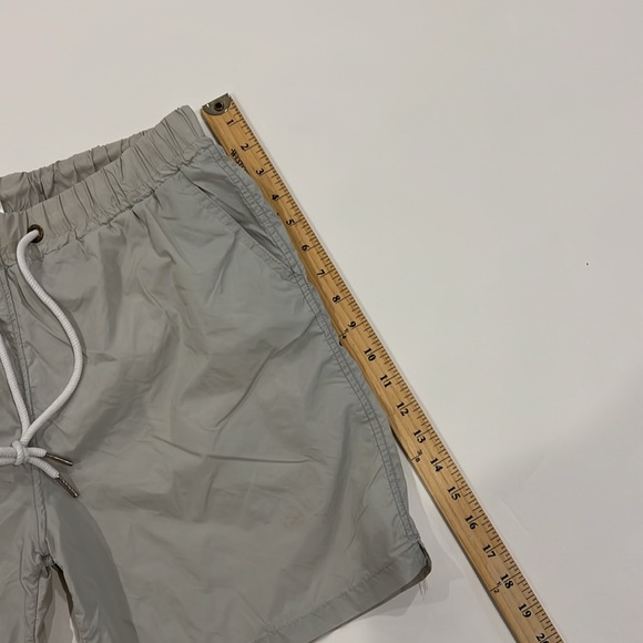 Classic Solid Board Shorts for Men Mesh Lined Breathable Swimming Bathing Suit - Picture 5 of 6